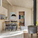 3 Bedroom Awesome In *