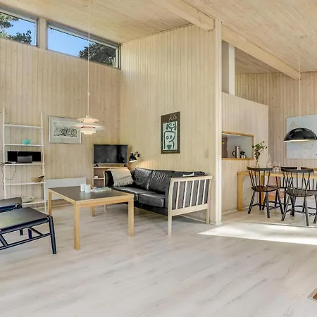 Feriehus 3 Bedroom Awesome In *