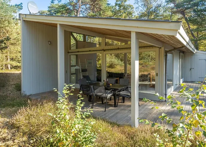 Сasa de vacaciones 3 Bedroom Awesome In Neksø