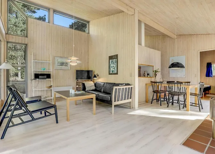 펜션 3 Bedroom Awesome In *